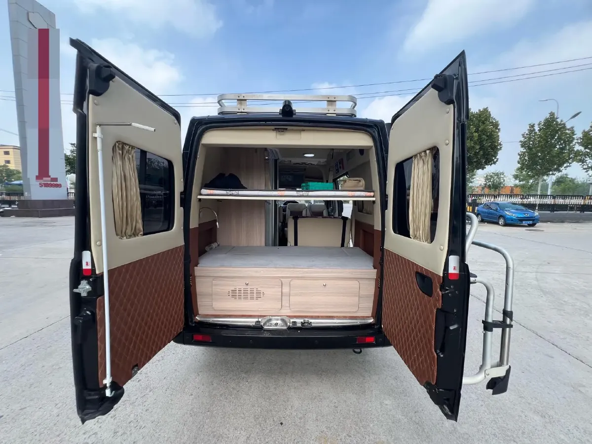 2021 MAXUS V80 RV 2.0T 139HP L4 6AMT,autocango,china used car exporter,china ev exporter,chinese used car exporter,chinese used ev exporter