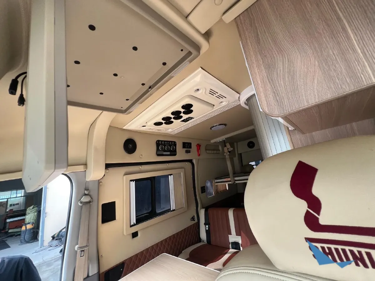 2021 MAXUS V80 RV 2.0T 139HP L4 6AMT,autocango,china used car exporter,china ev exporter,chinese used car exporter,chinese used ev exporter