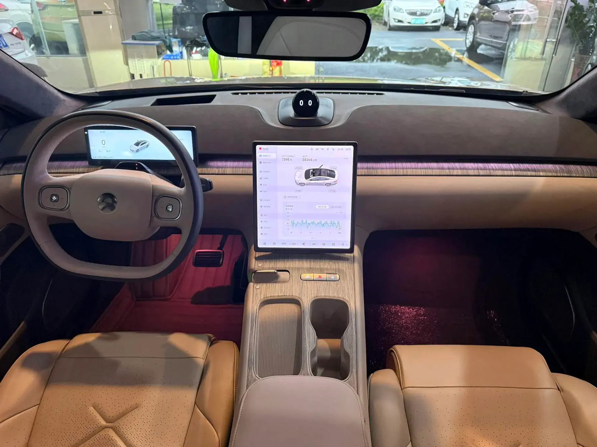 2021 VOLKSWAGEN ID.6 thumbnail 4