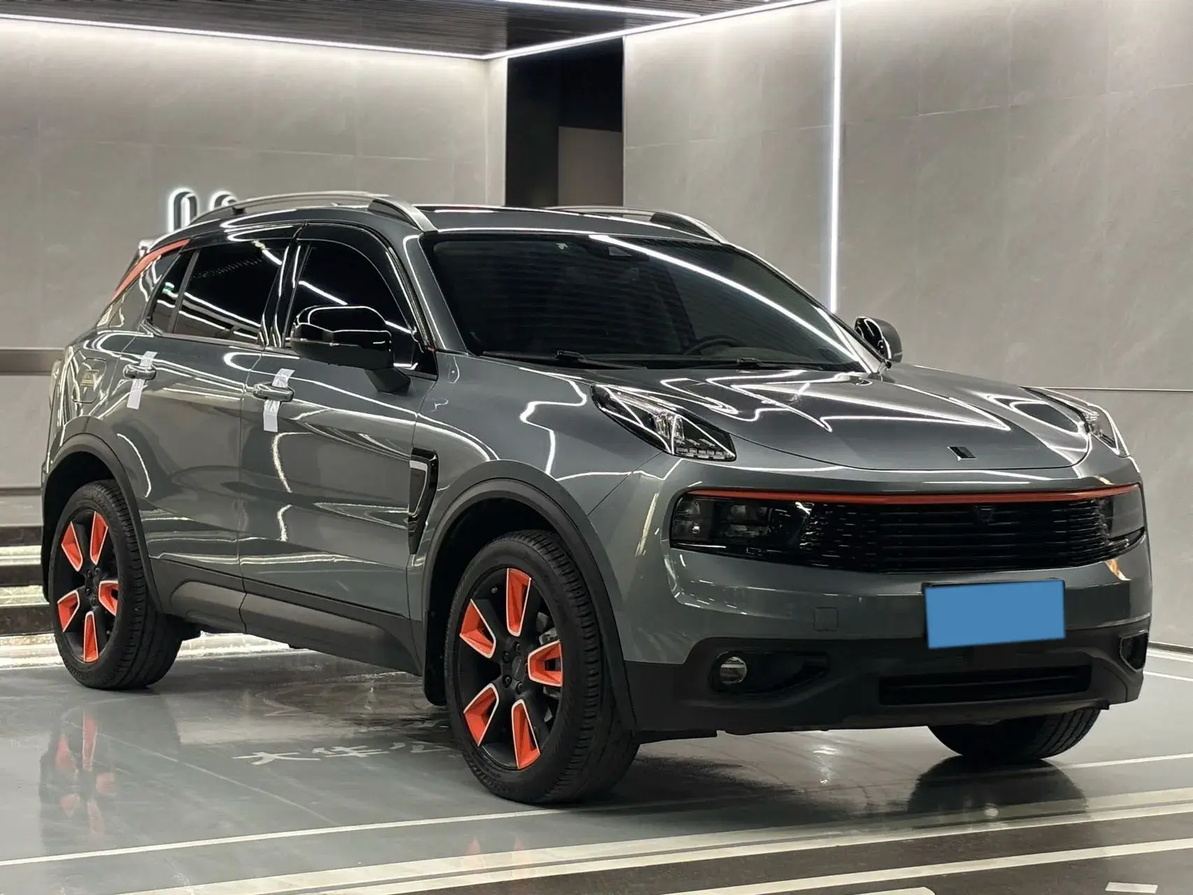 2019 LYNK&CO 01 thumbnail 3