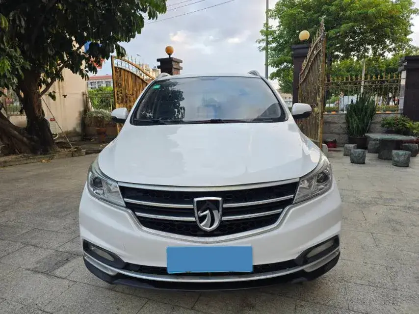 2017 BAOJUN 730 thumbnail 2