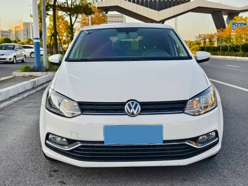 2018 VOLKSWAGEN POLO thumbnail 2