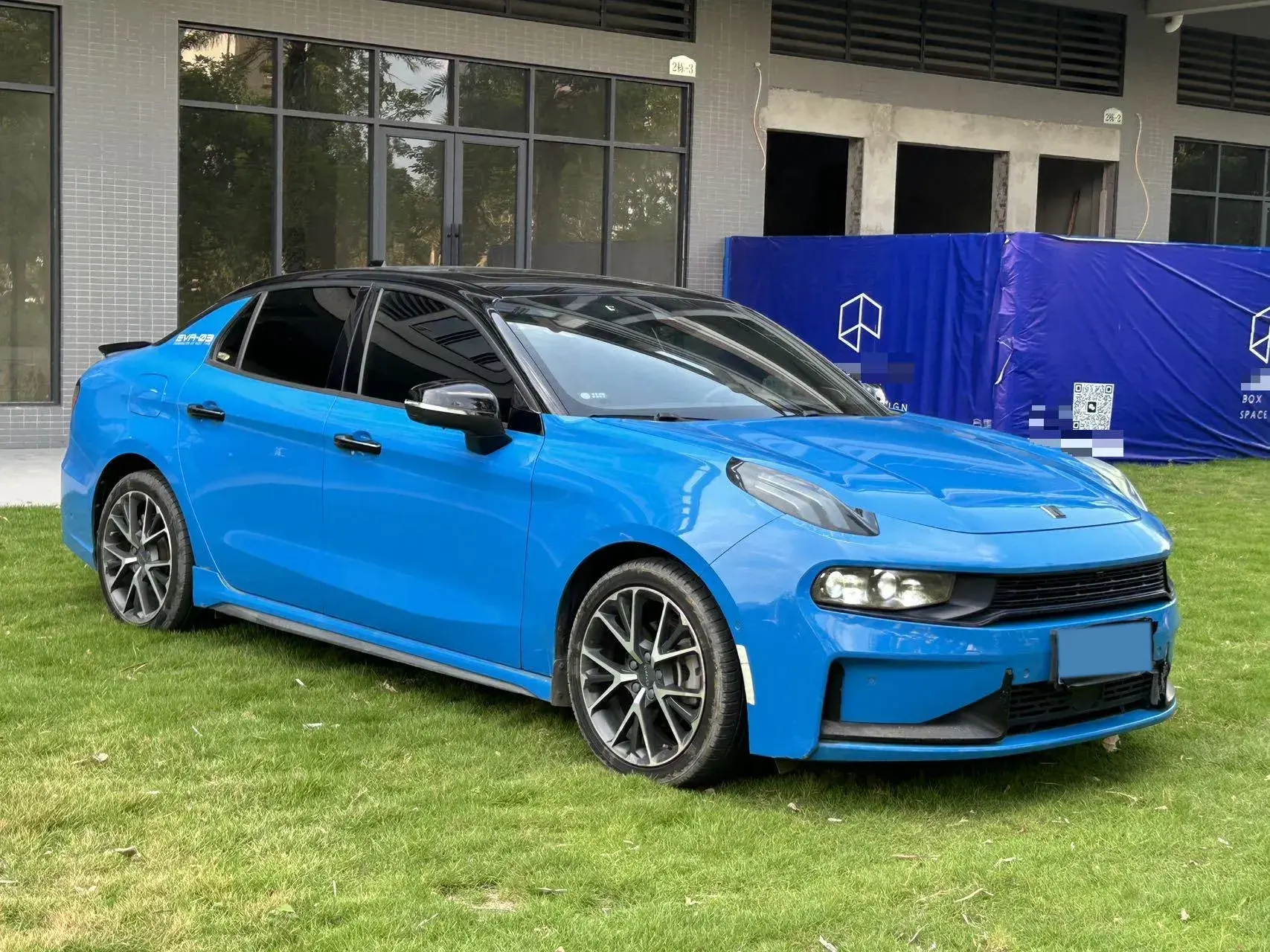 2019 LYNK&CO 03 thumbnail 3