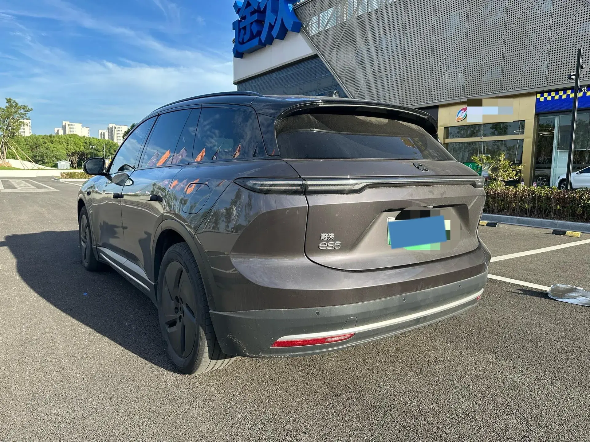 2023 NIO ES6 thumbnail 4