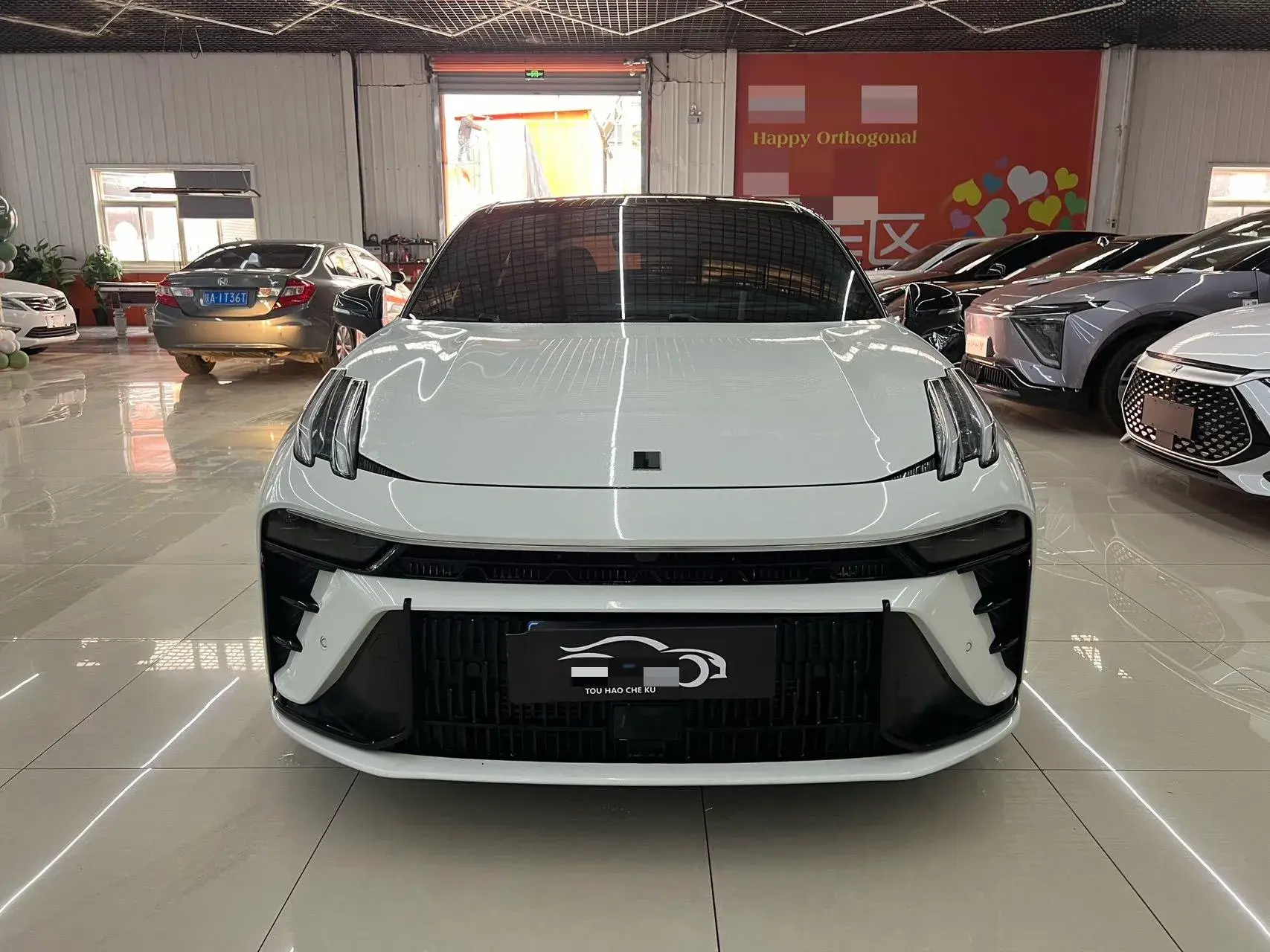 2023 LYNK&CO 03 thumbnail 2