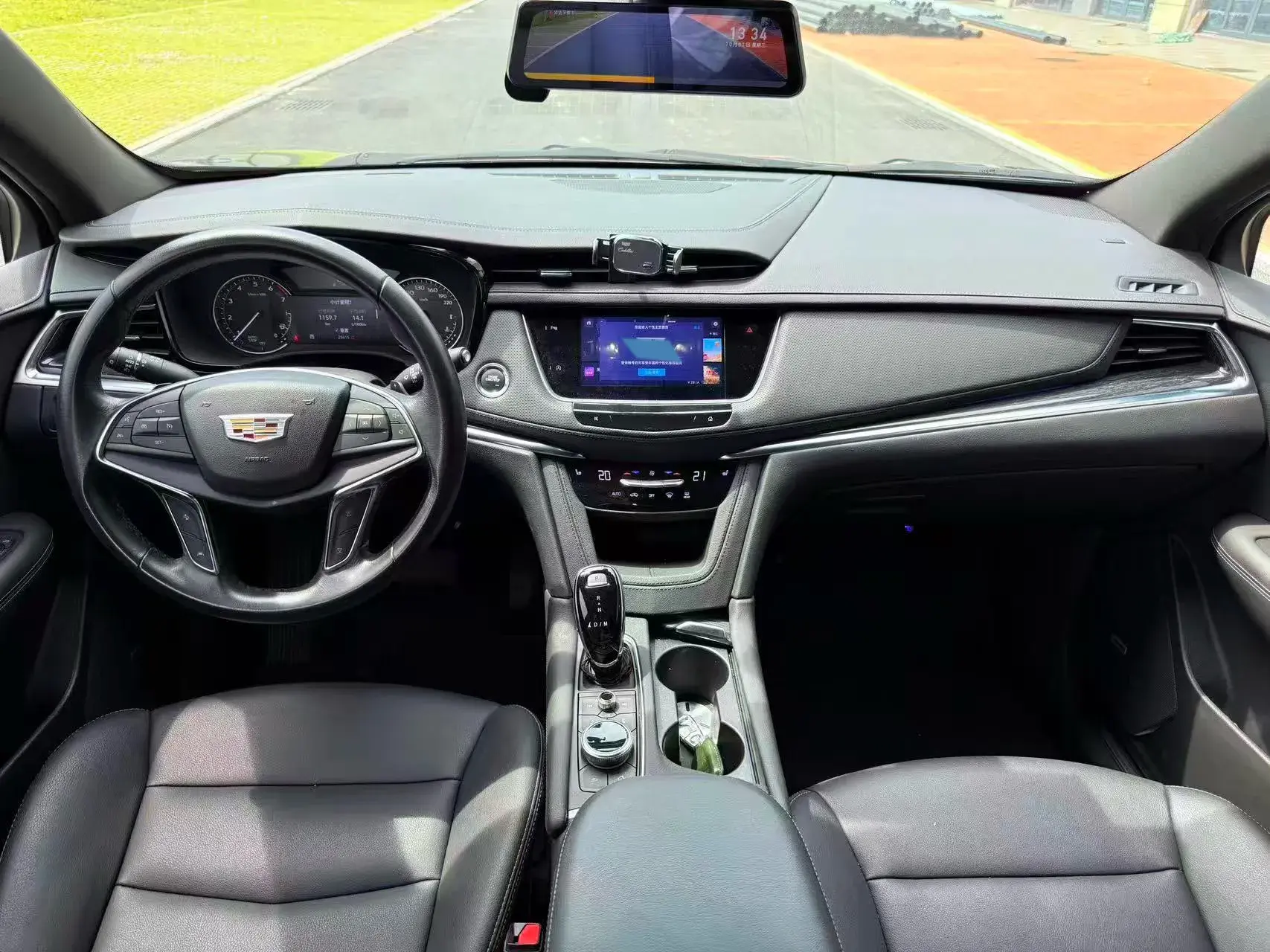 2022 CADILLAC XT5 thumbnail 4