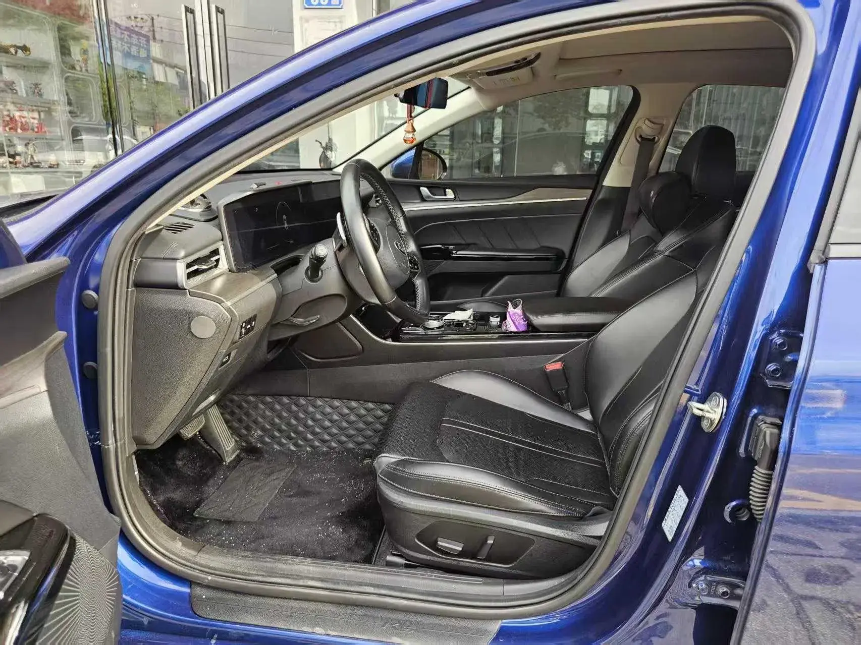 2020 KIA K5 thumbnail 2