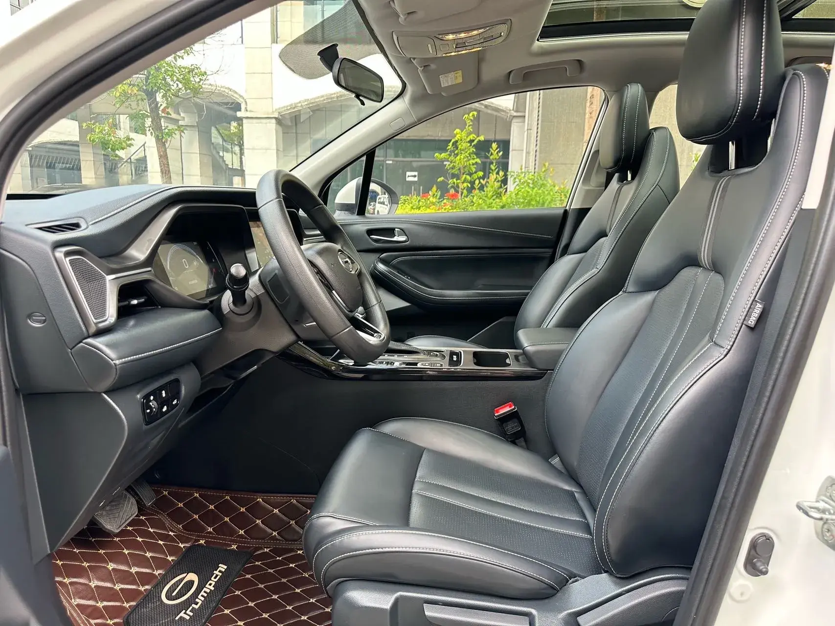 2022 GAC TRUMPCHI thumbnail 3