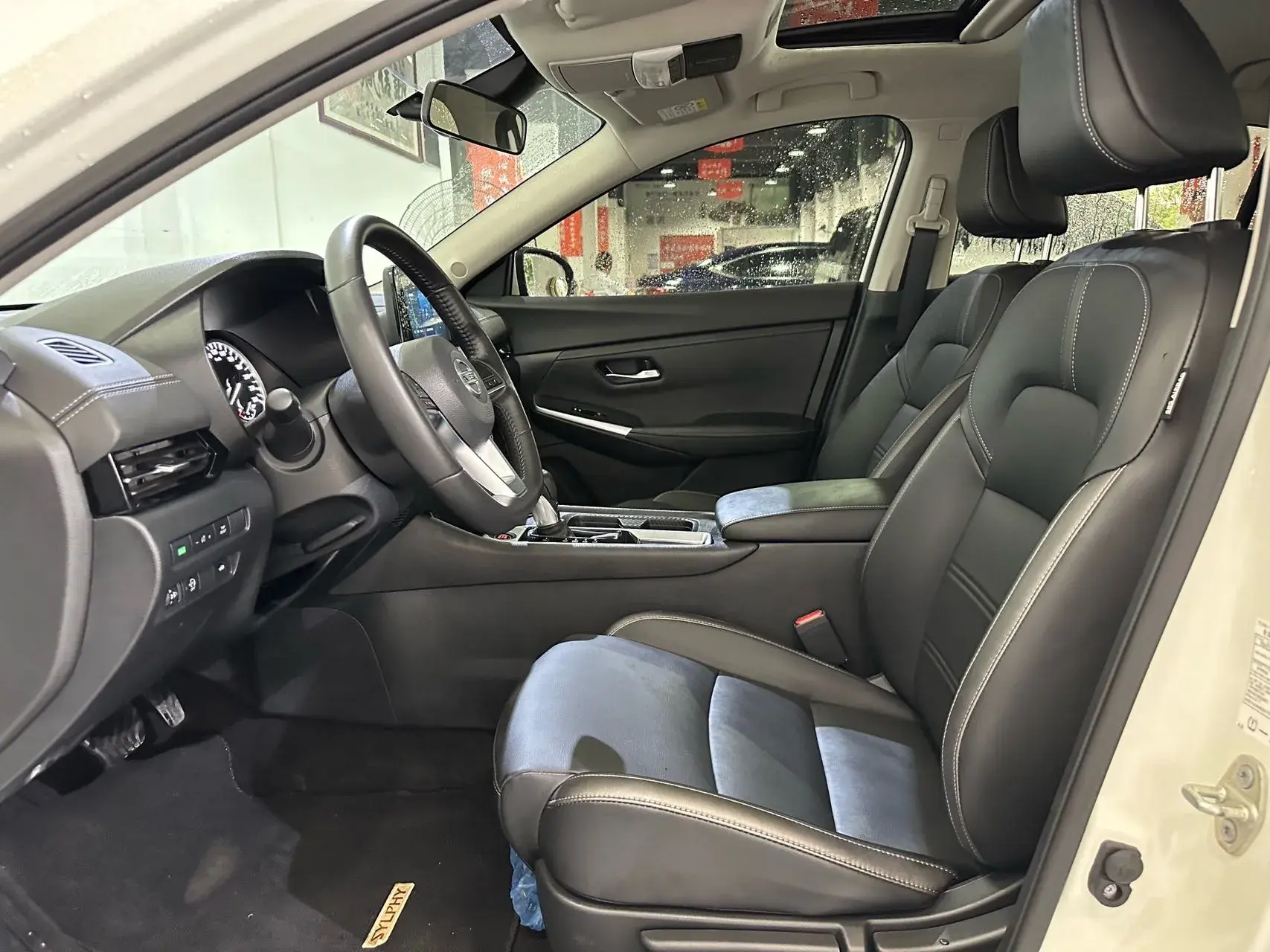 2022 NISSAN SYLPHY thumbnail 3