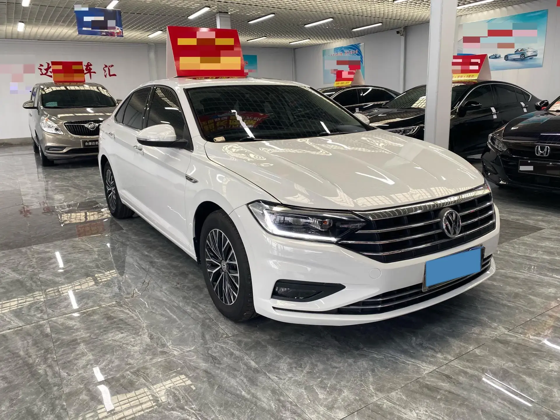 2021 VOLKSWAGEN SAGITAR thumbnail 3