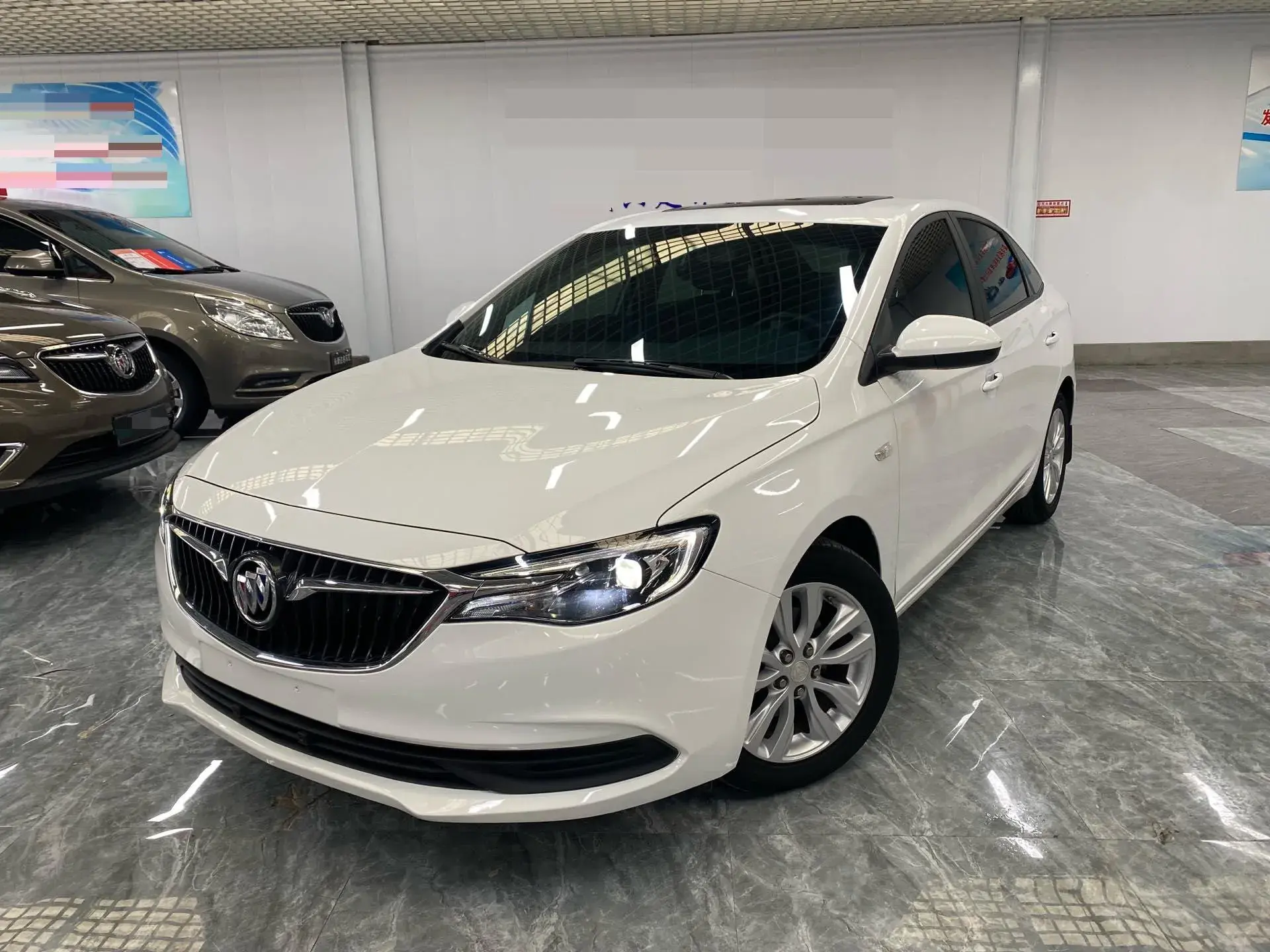 2020 BUICK REGAL view 1