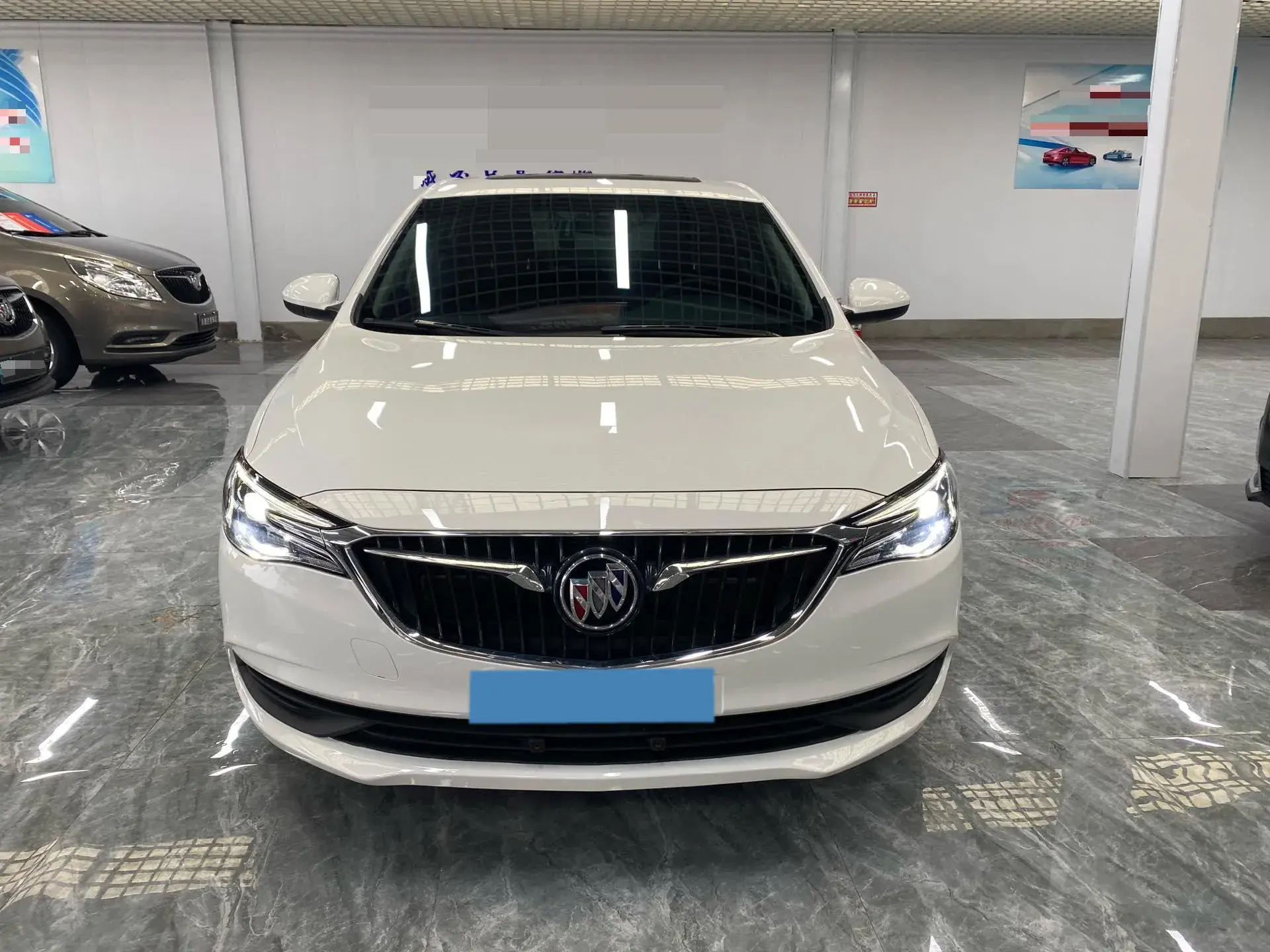 2020 BUICK REGAL thumbnail 2