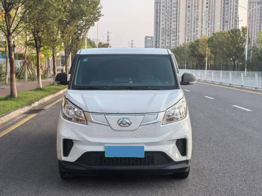 2021 MAXUS EV30 thumbnail 3