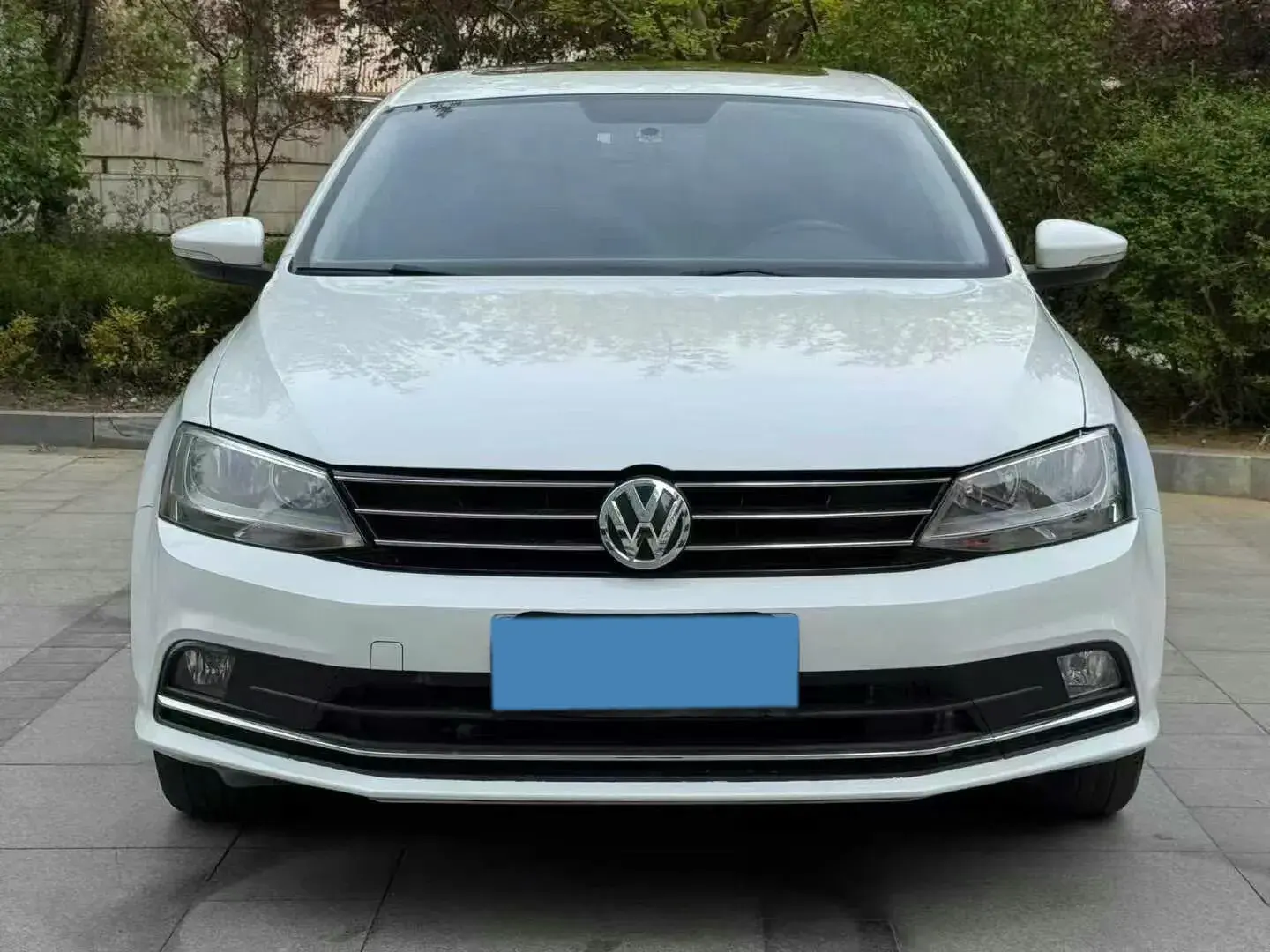 2018 VOLKSWAGEN SAGITAR thumbnail 3