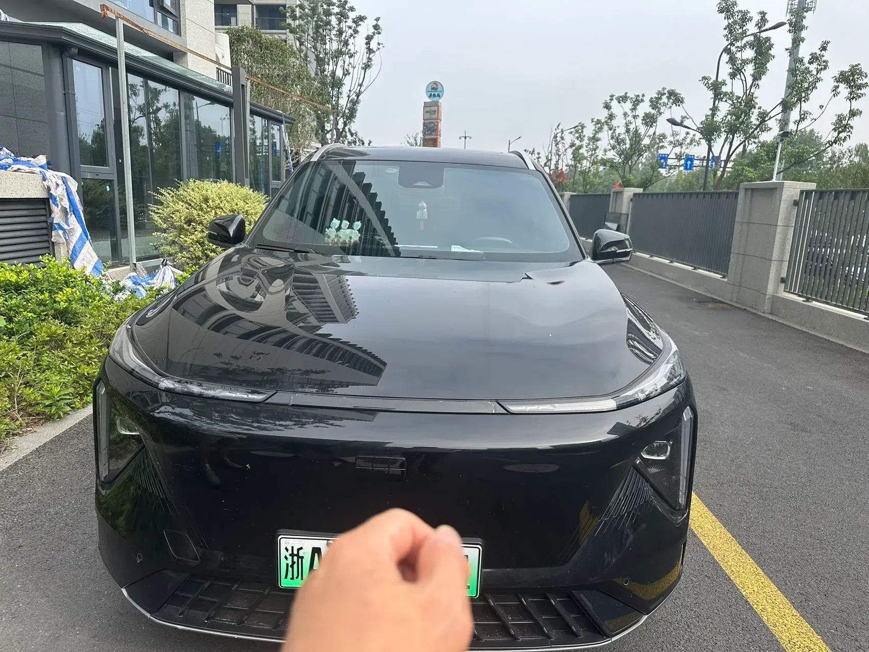 2023 GEELY GALAXY thumbnail 4