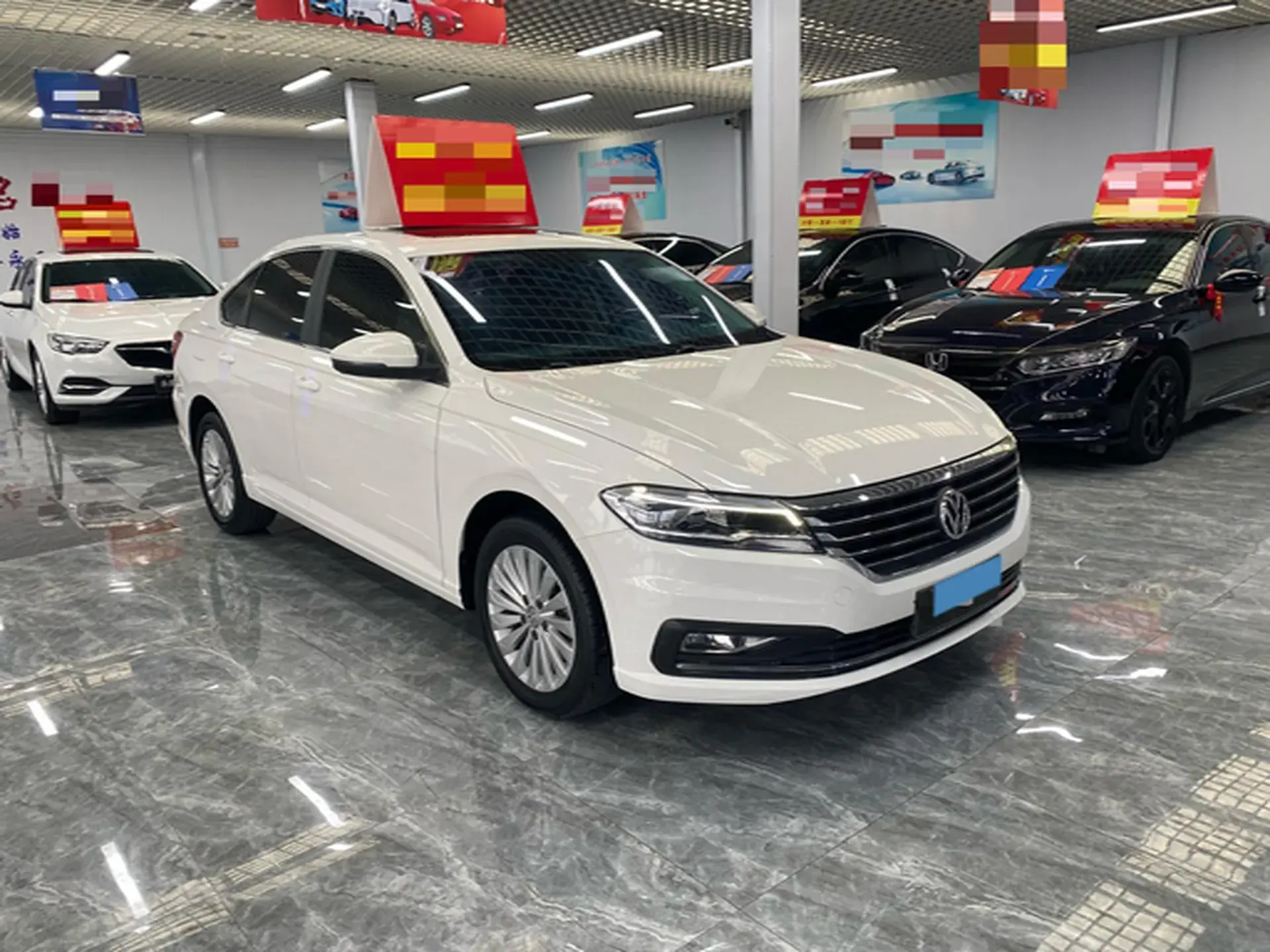 2019 VOLKSWAGEN LAVIDA thumbnail 3