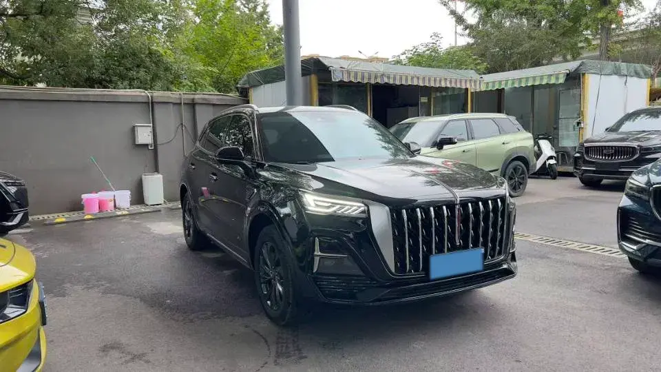 2023 HONGQI HS5 thumbnail 3