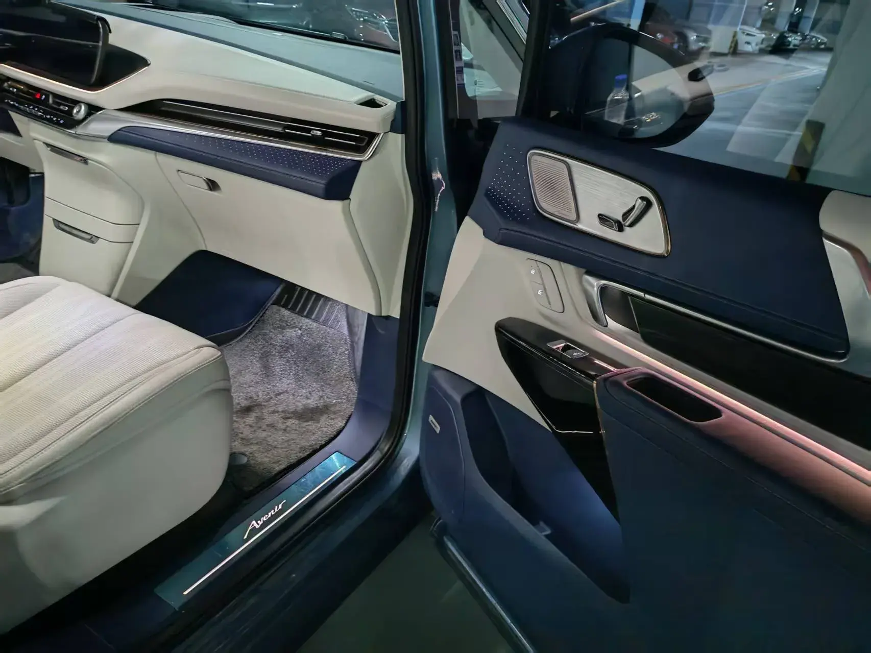 2023 BUICK CENTURY thumbnail 4