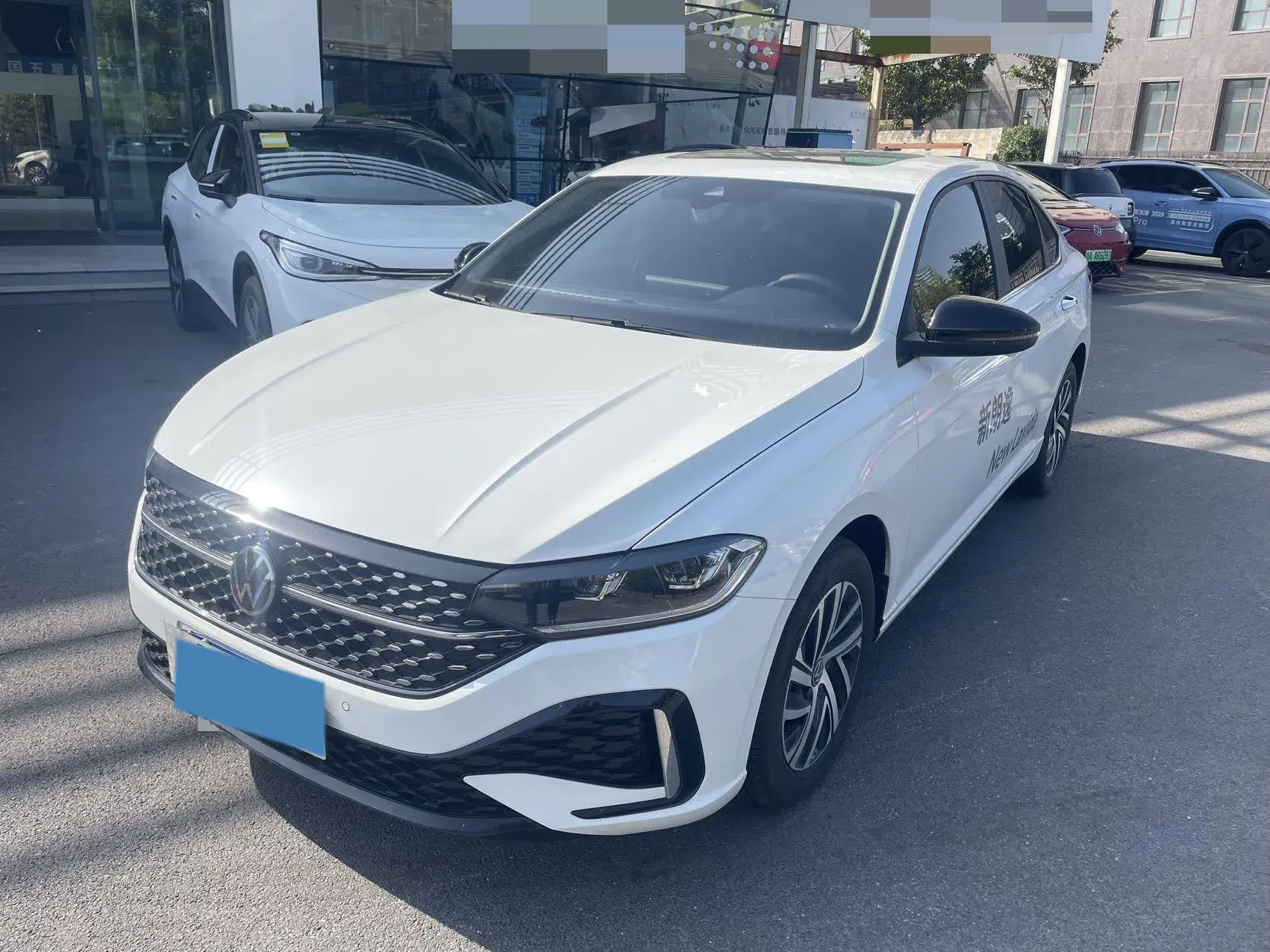 2024 VOLKSWAGEN LAVIDA view 1