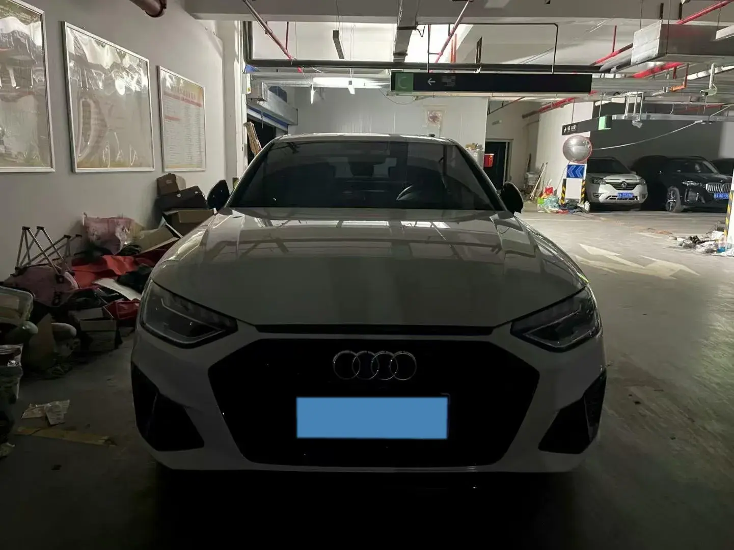 2022 AUDI A4L thumbnail 2