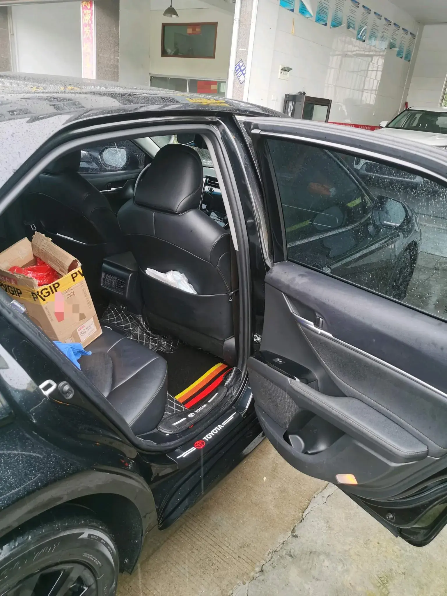 2019 TOYOTA CAMRY thumbnail 4