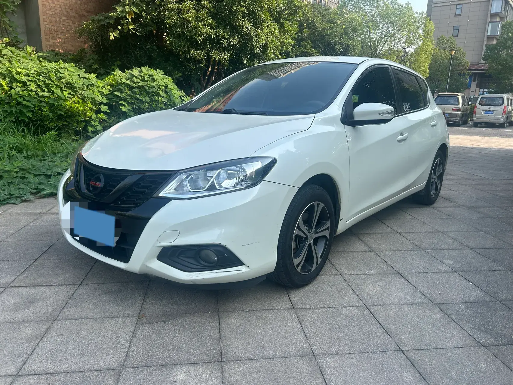 2019 NISSAN TIIDA view 1