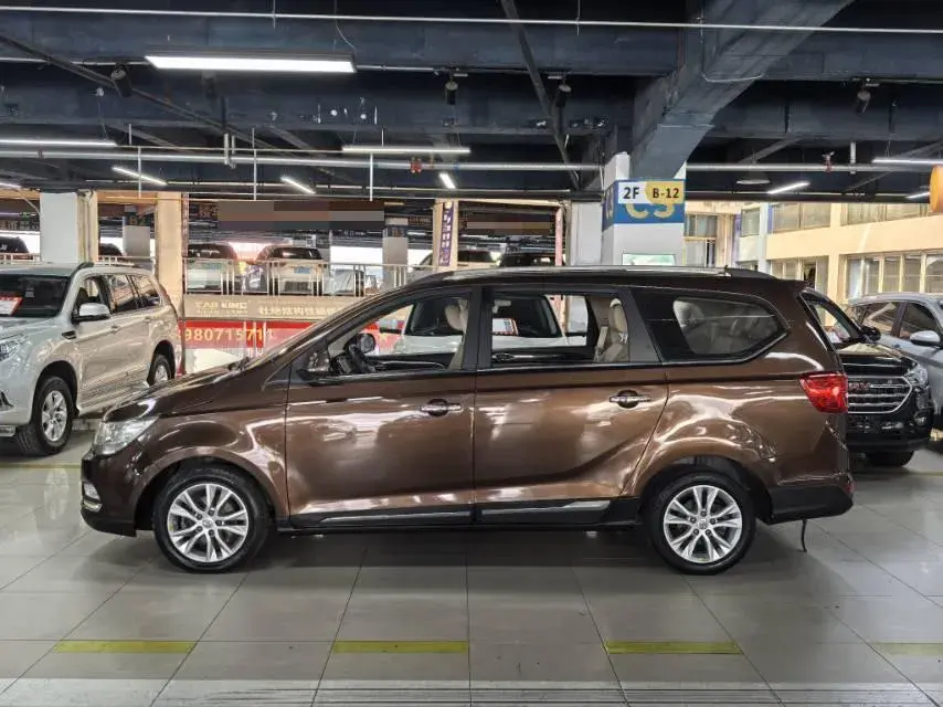 2016 BAOJUN 730 thumbnail 3