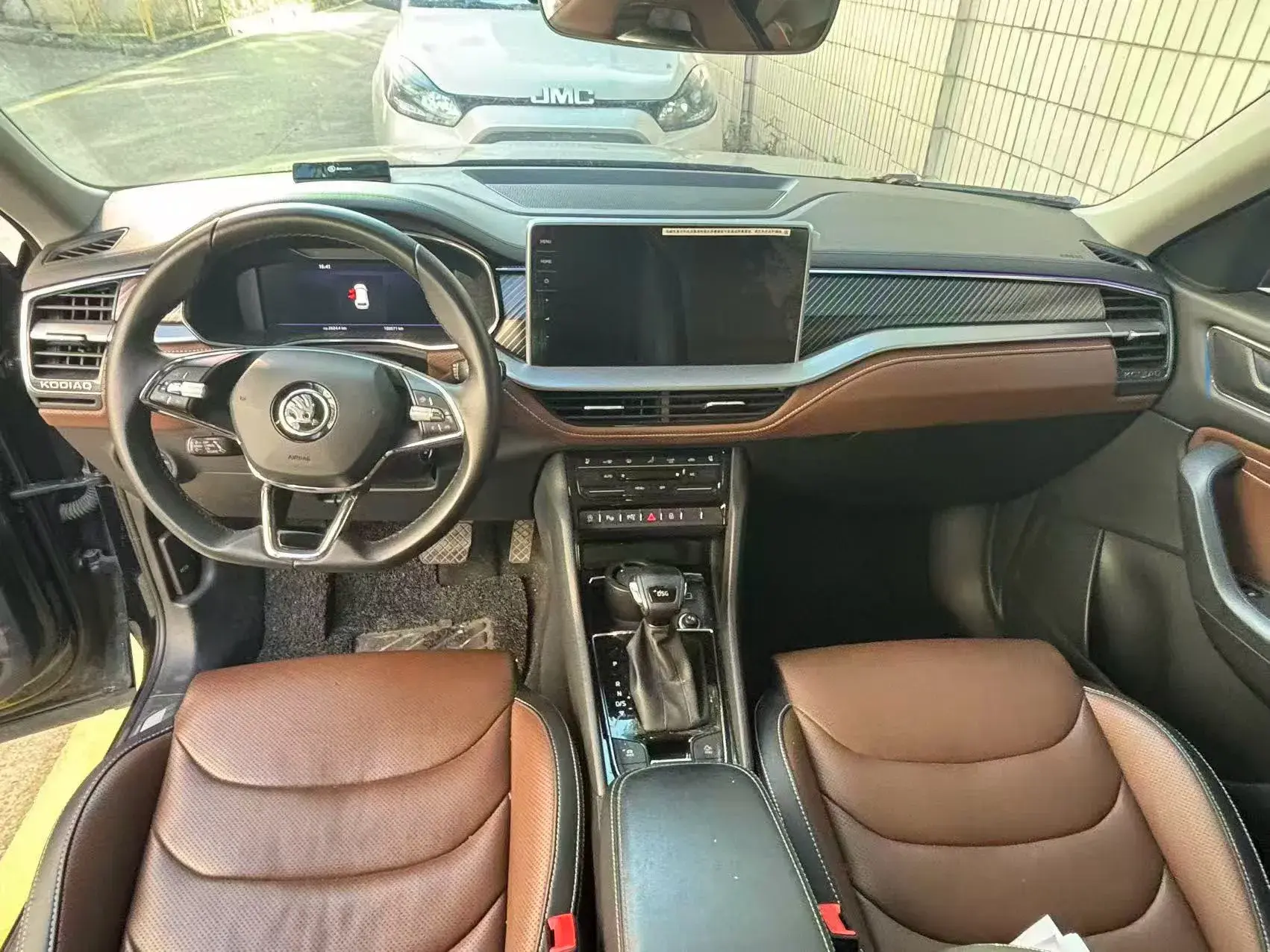 2023 SKODA KODIAK thumbnail 4