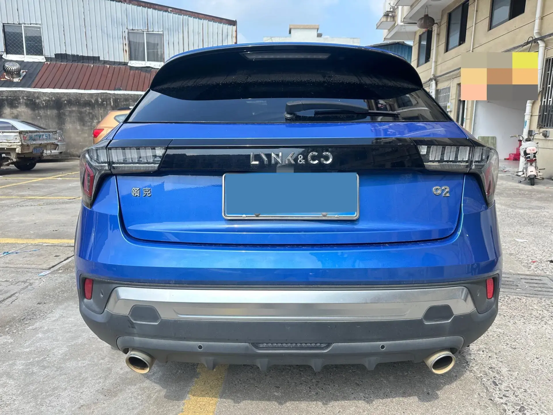 2019 LYNK&CO 02 thumbnail 4