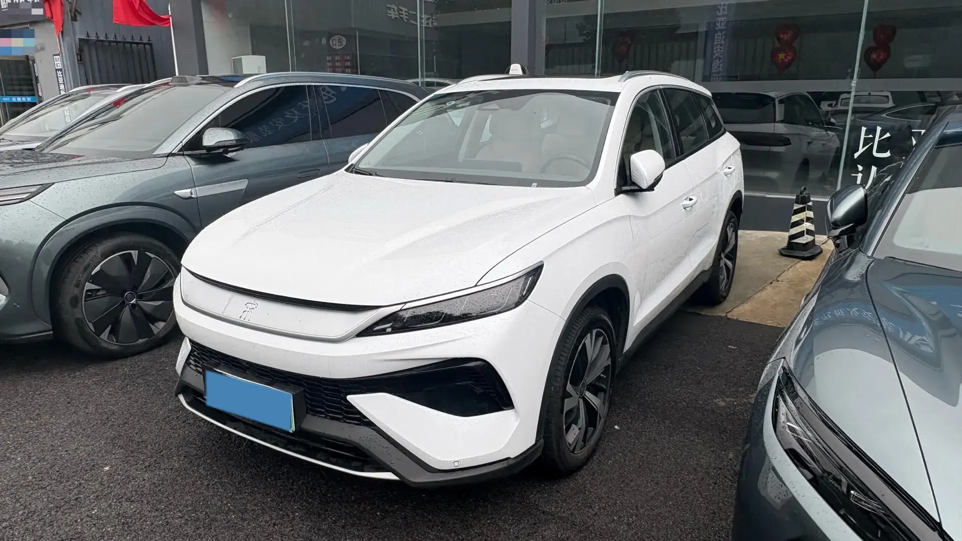 2025 BYD SONG view 1