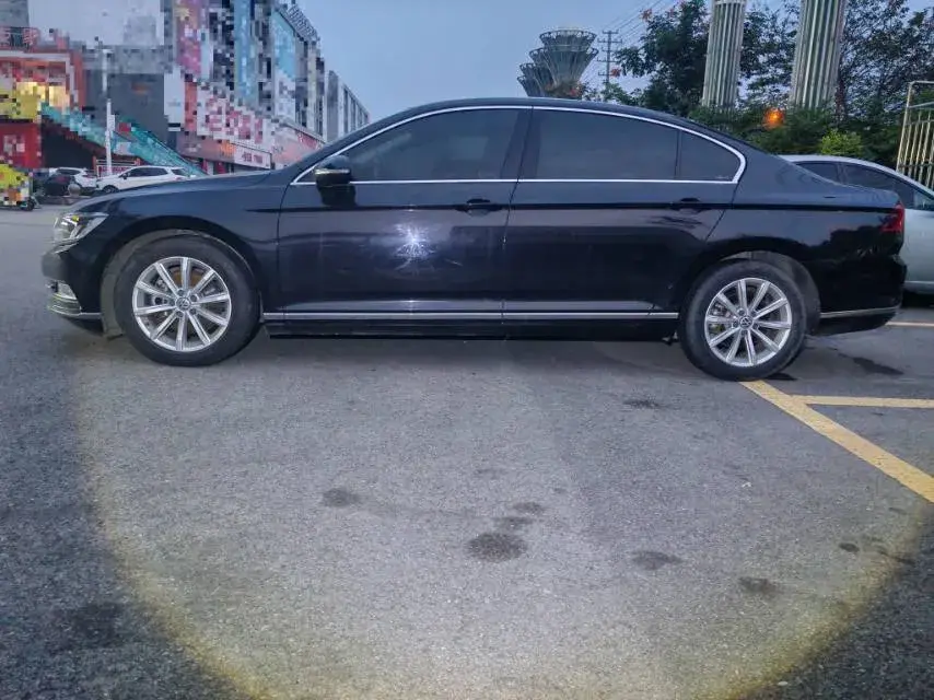 2019 VOLKSWAGEN MAGOTAN thumbnail 4