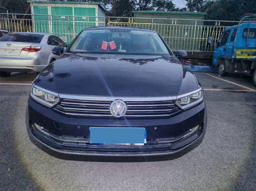 2019 VOLKSWAGEN MAGOTAN thumbnail 2