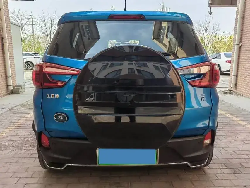 2018 BYD YUAN thumbnail 4