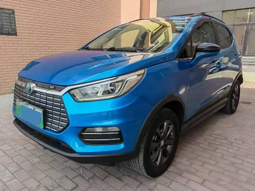 2018 BYD YUAN view 1