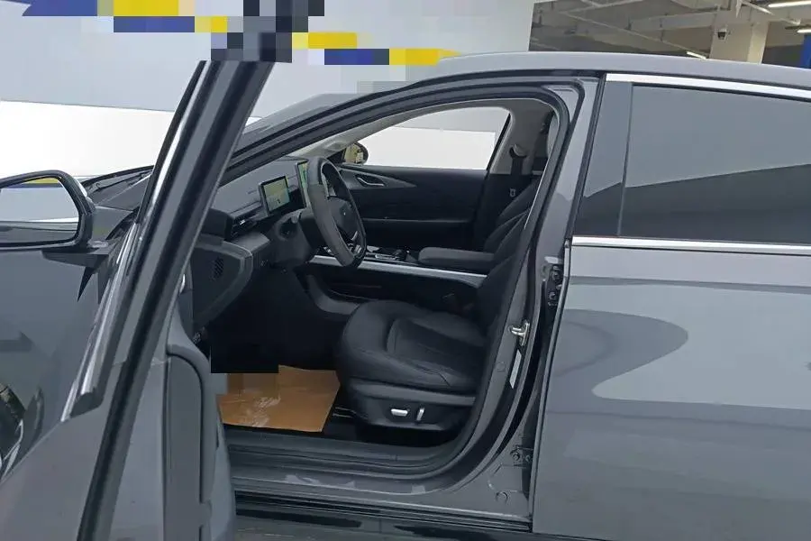 2023 WULING XINGGUANG thumbnail 3