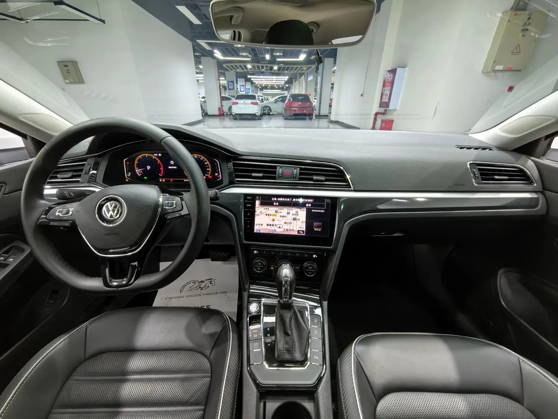 2019 VOLKSWAGEN LAMANDO thumbnail 3