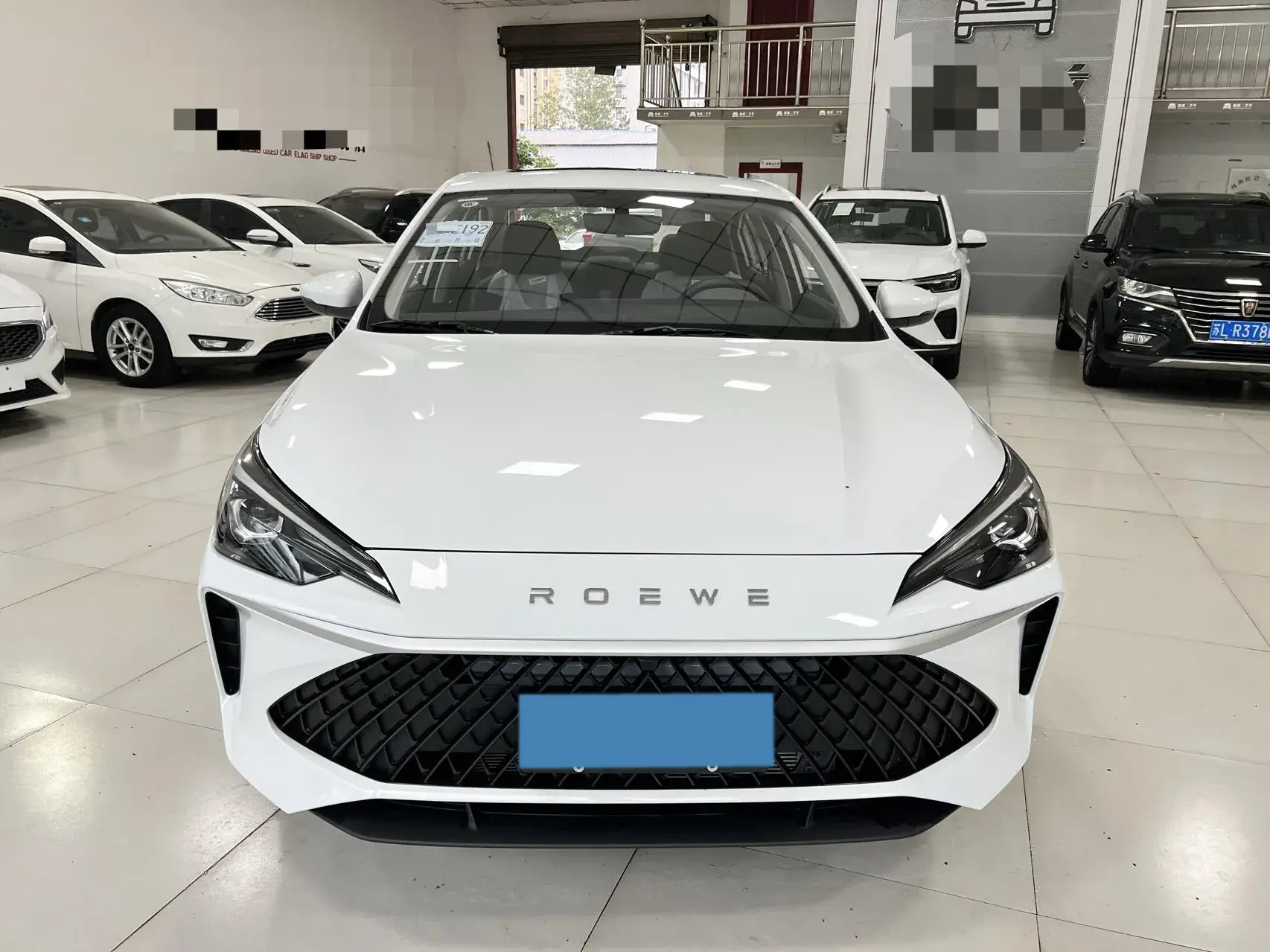 2023 ROEWE I5 thumbnail 2