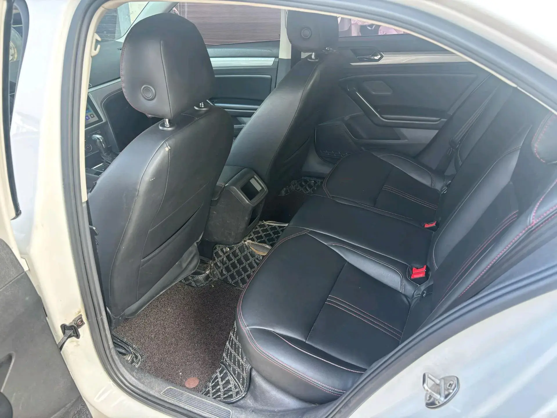 2019 VOLKSWAGEN LAMANDO thumbnail 4