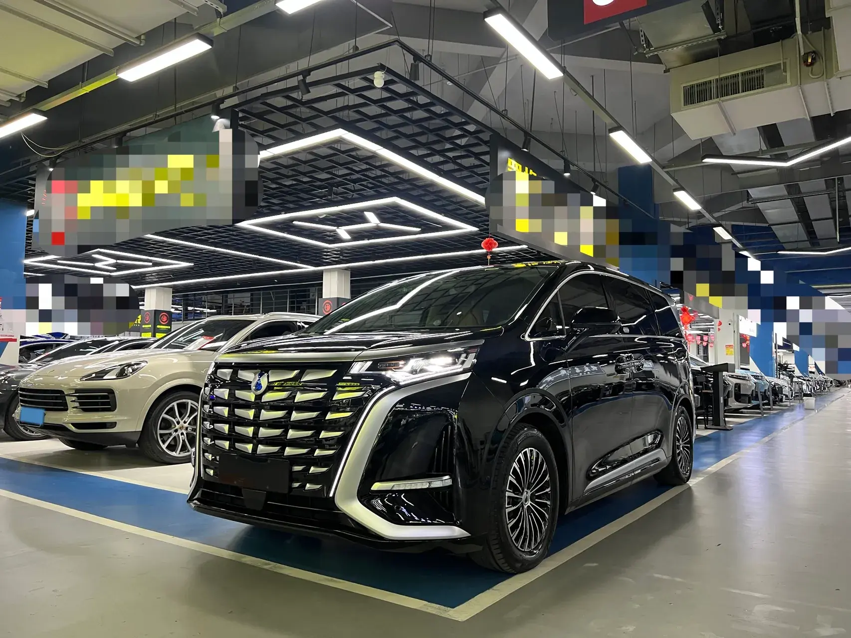 2022 DENZA D9 view 1