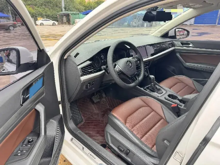 2019 VOLKSWAGEN LAVIDA thumbnail 4