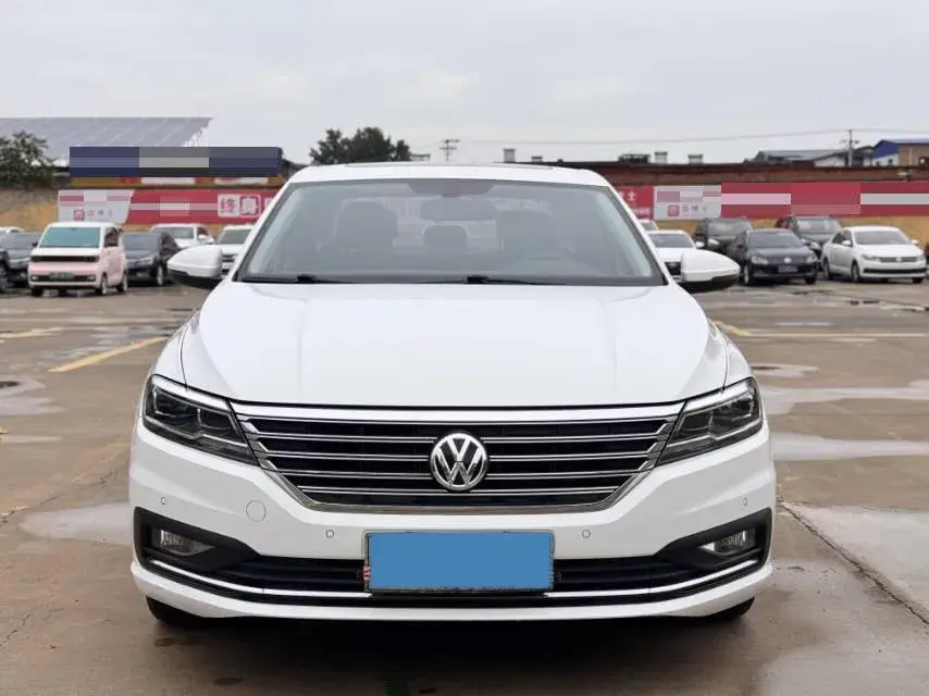 2019 VOLKSWAGEN LAVIDA thumbnail 2