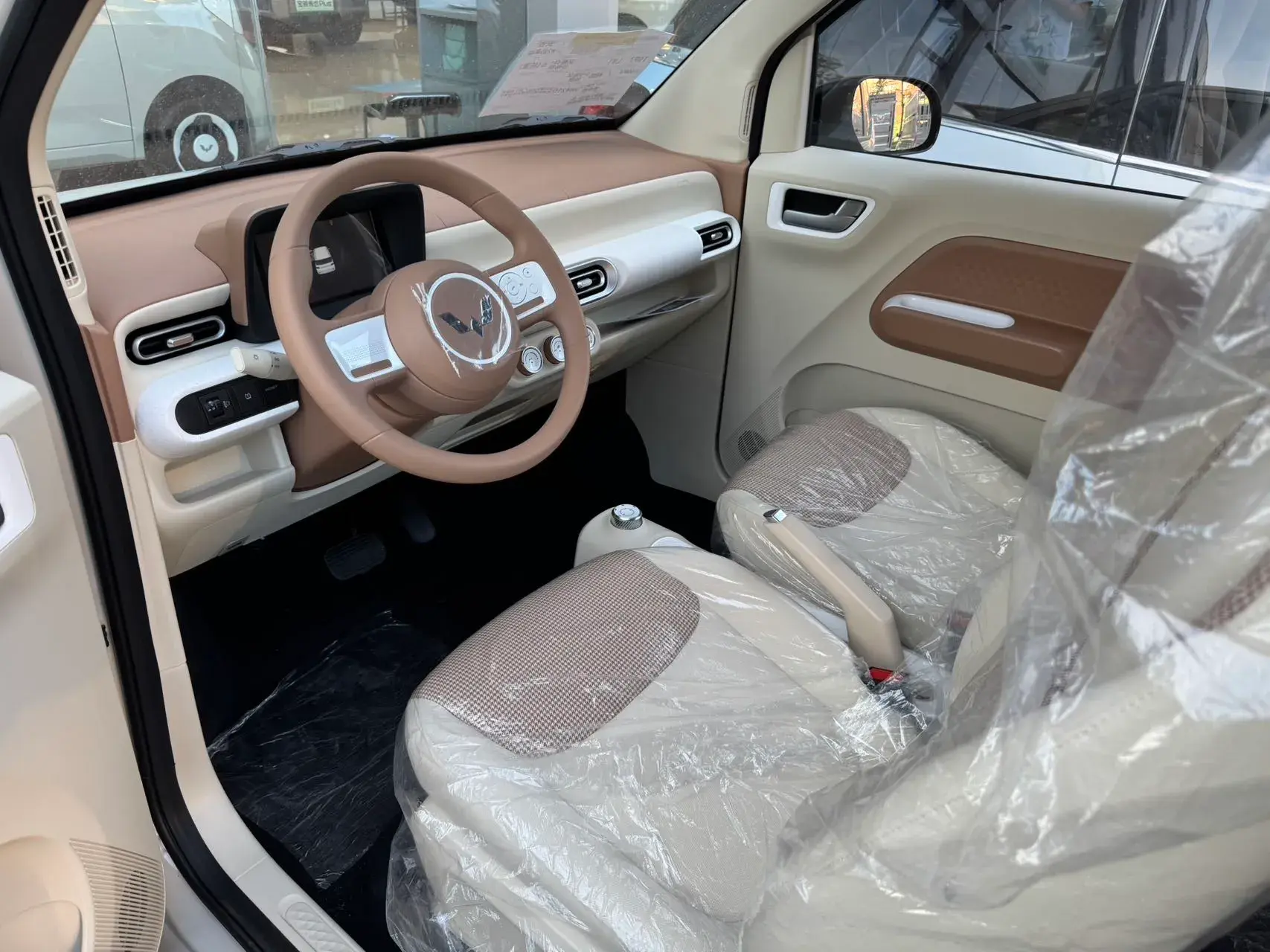 2024 WULING HONGGUANG thumbnail 4