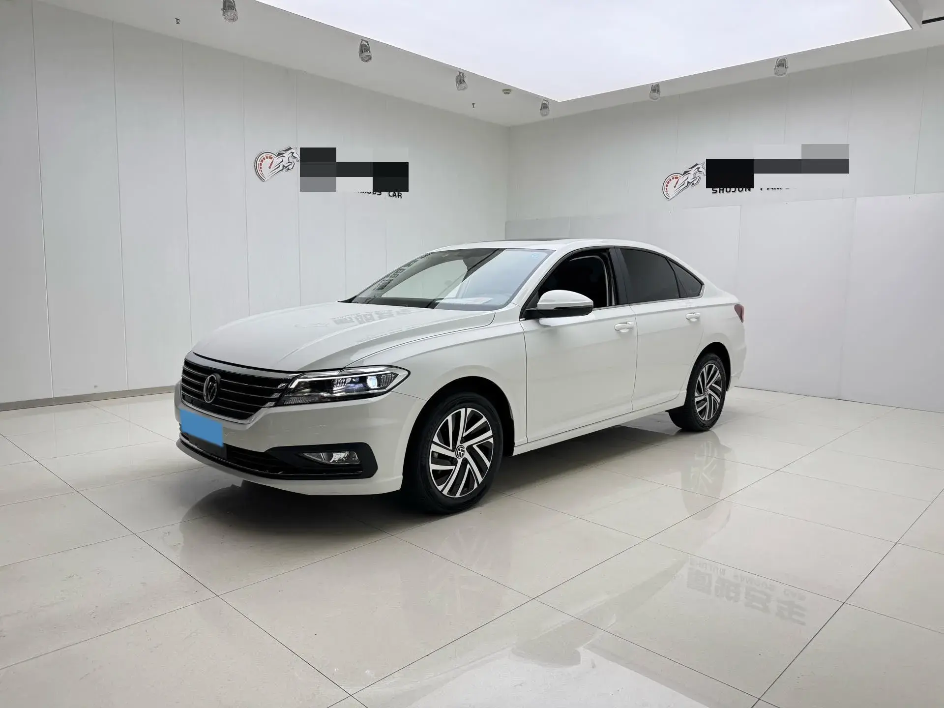 2022 VOLKSWAGEN LAVIDA view 1