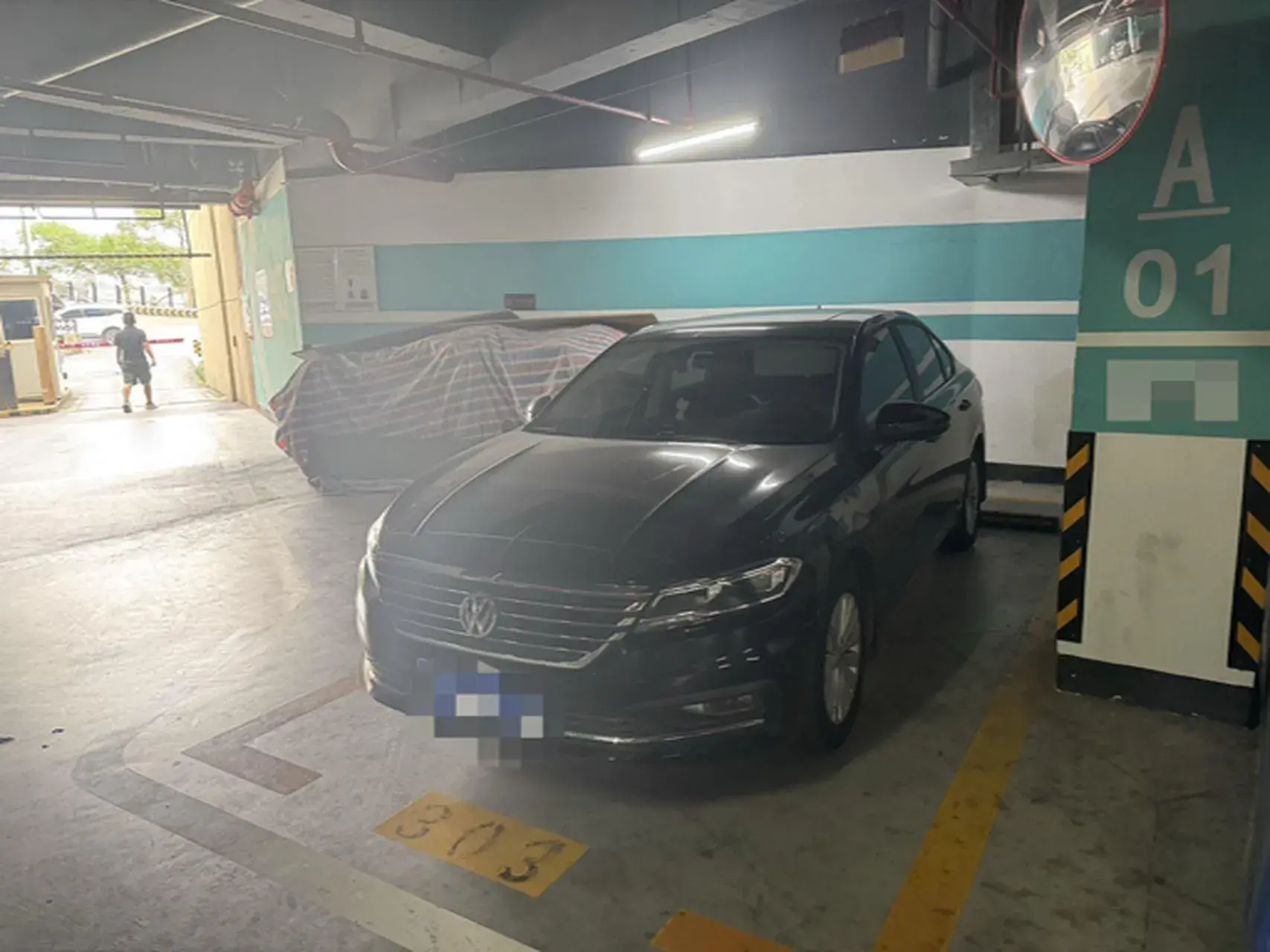 2018 VOLKSWAGEN LAVIDA view 1