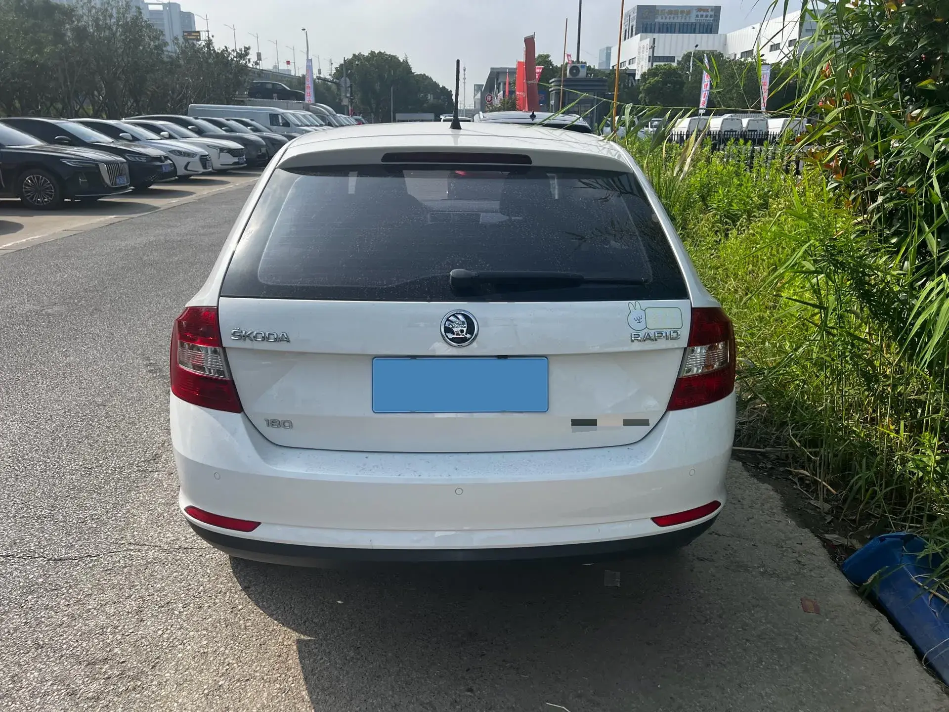 2018 SKODA RAPID thumbnail 4