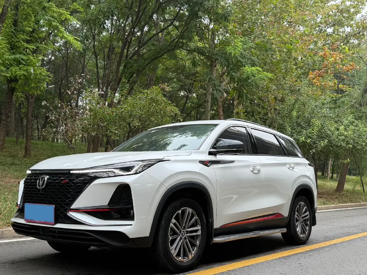 2021 ChangAn CS75 Plus 1.5T 178HP L4 6AT 2021 ChangAn CS75 Plus 1.5T 178HP L4 6AT