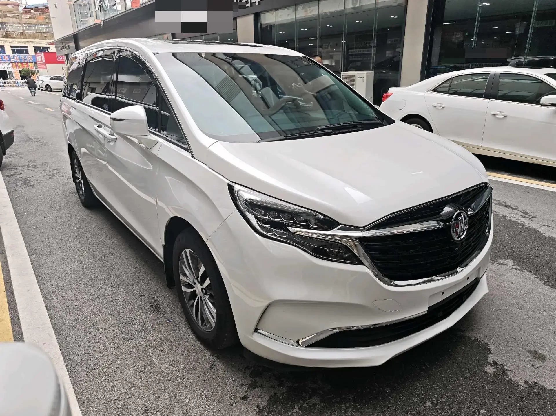 2022 BUICK GL8 thumbnail 2