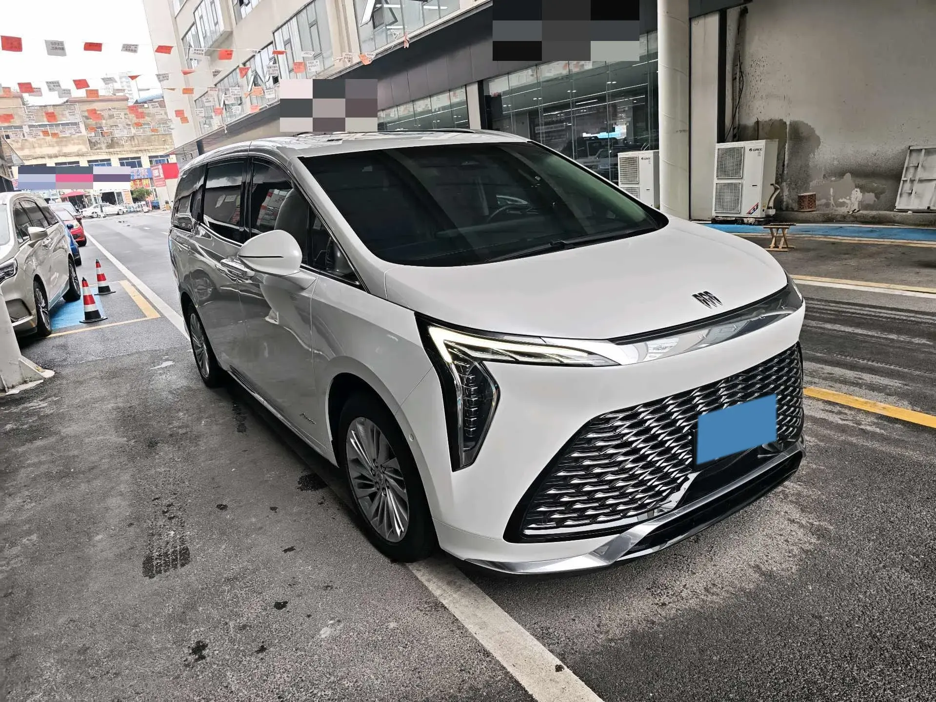 2023 BUICK CENTURY thumbnail 3