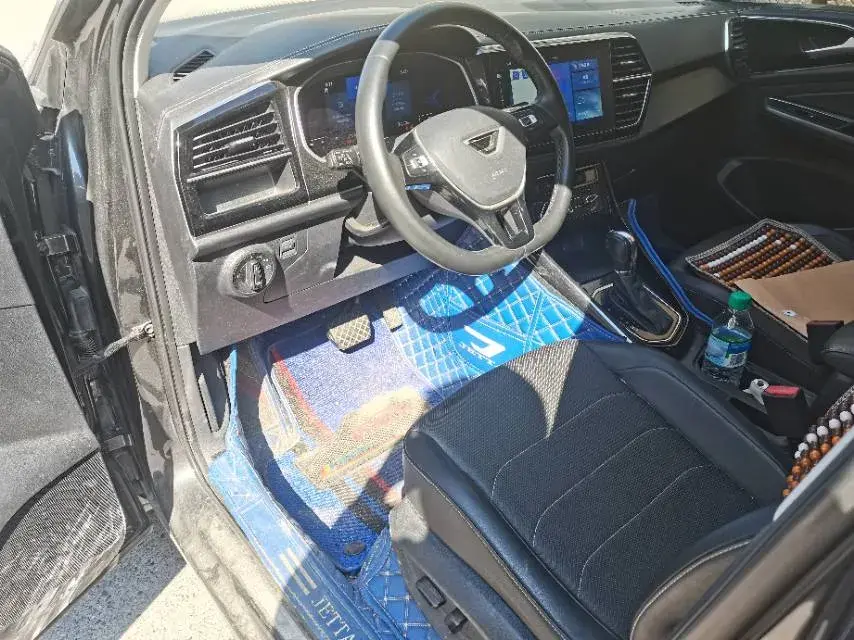 2022 JETTA VS7 thumbnail 4