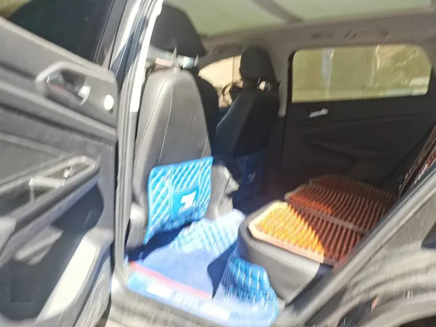 2022 JETTA VS7 thumbnail 3